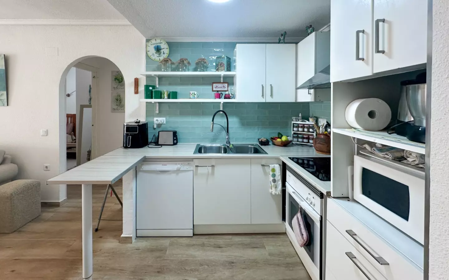 2-bedroom Apartment In Torrevieja, Spain (64 M²)