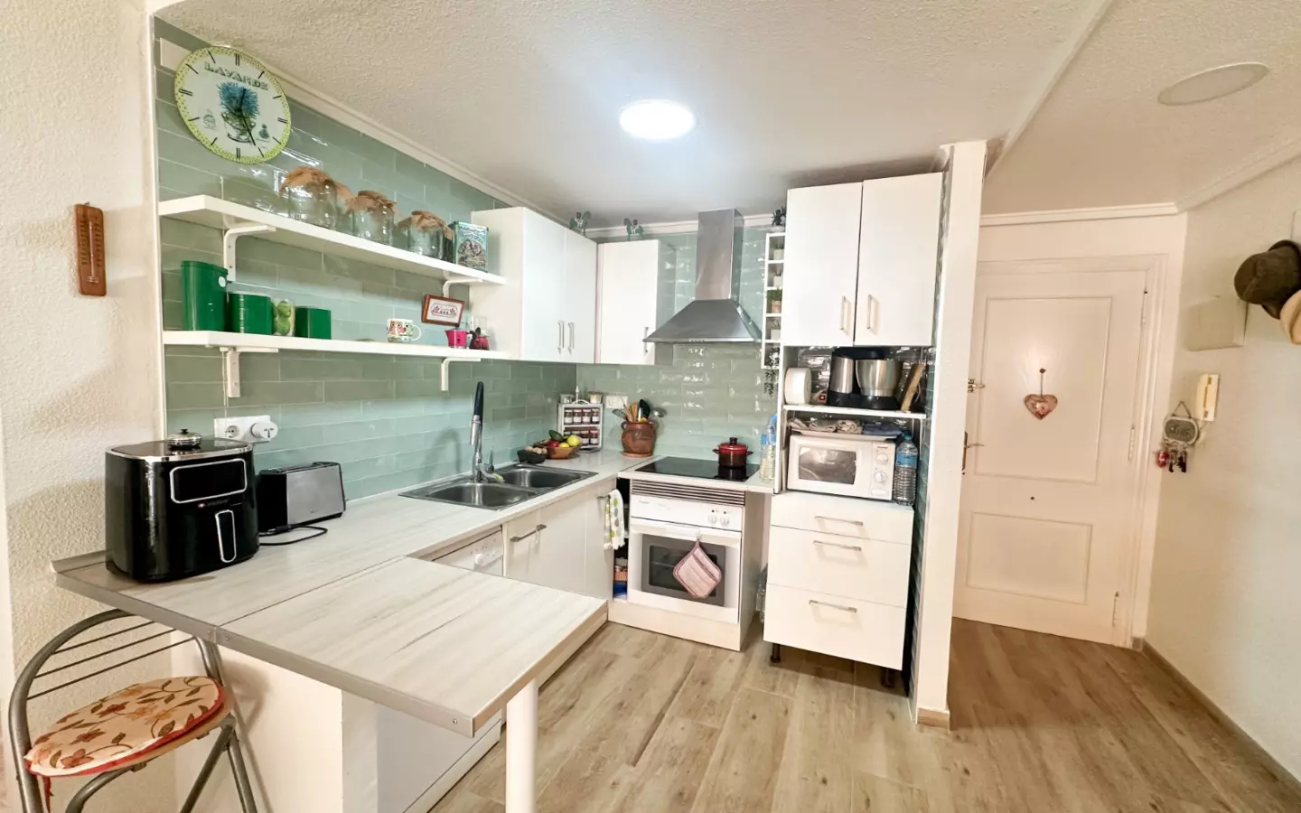 2-bedroom Apartment In Torrevieja, Spain (64 M²)