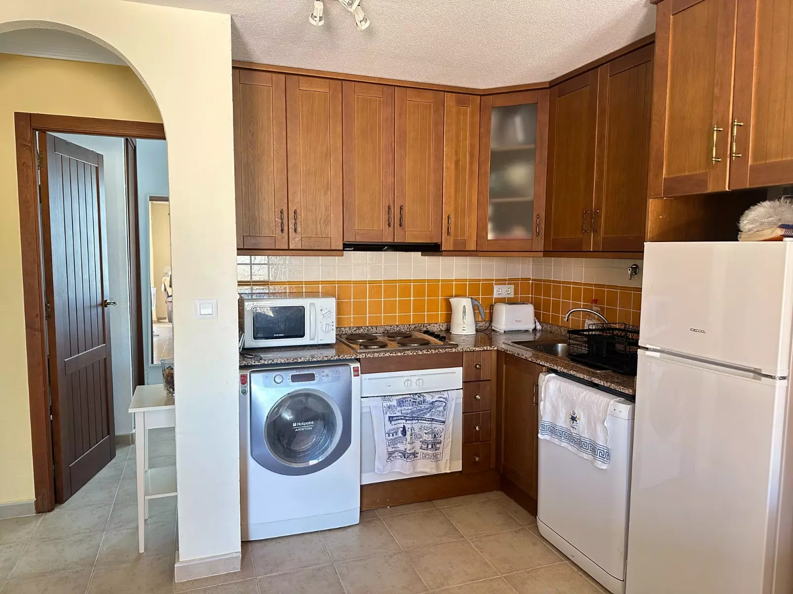 3-bedroom Apartment In Torrevieja, Spain (78 M²)