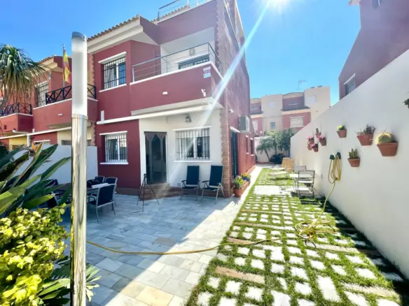 4-bedroom Town House In Pilar De La Horadada, Spain (155 M²)