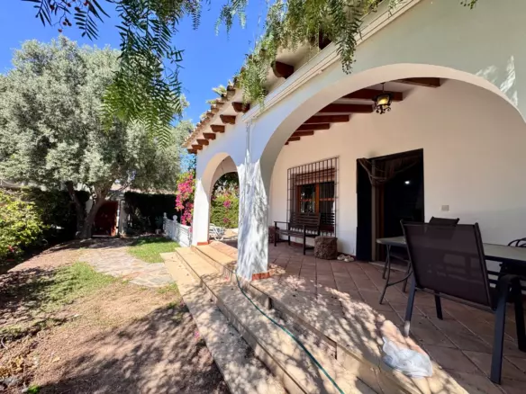 4-bedroom Villa In Orihuela Costa, Spain (133 M²)
