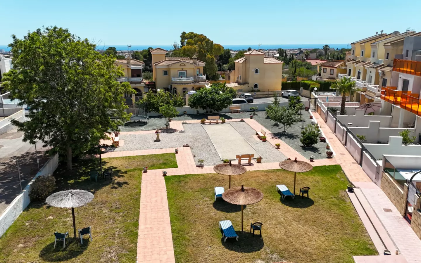 2-bedroom Property In Orihuela Costa, Spain (60 M²)