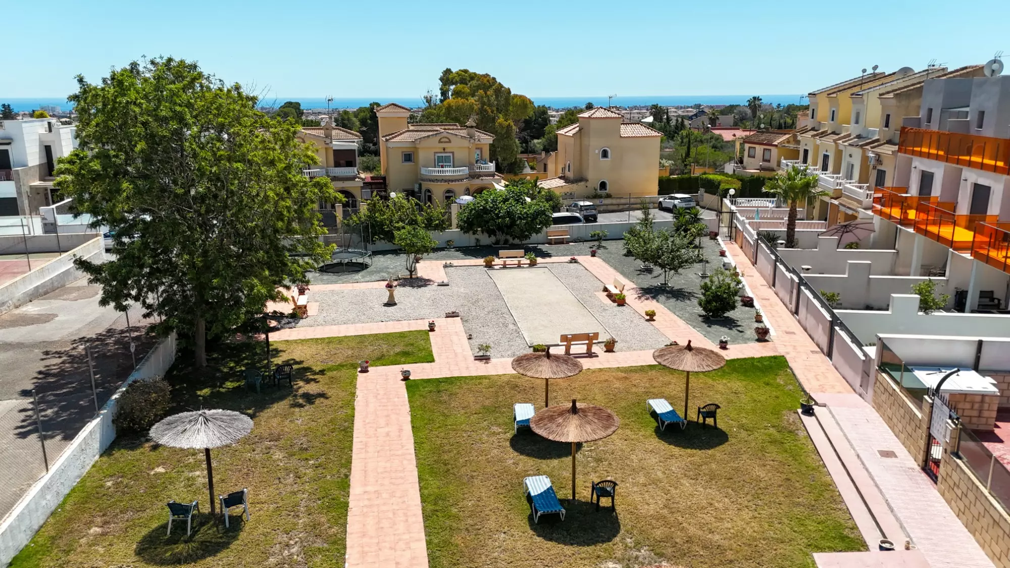 2-bedroom Property In Orihuela Costa, Spain (60 M²)