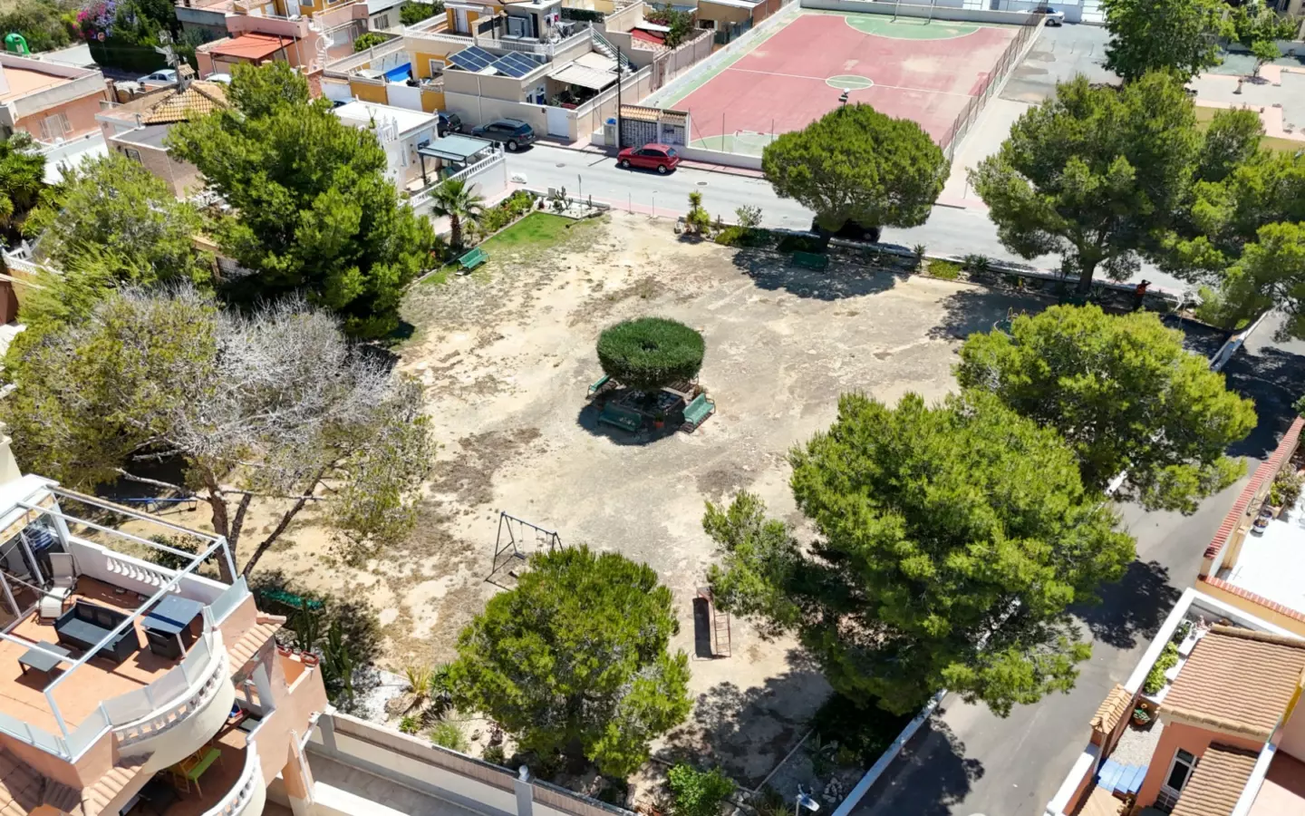 2-bedroom Property In Orihuela Costa, Spain (60 M²)