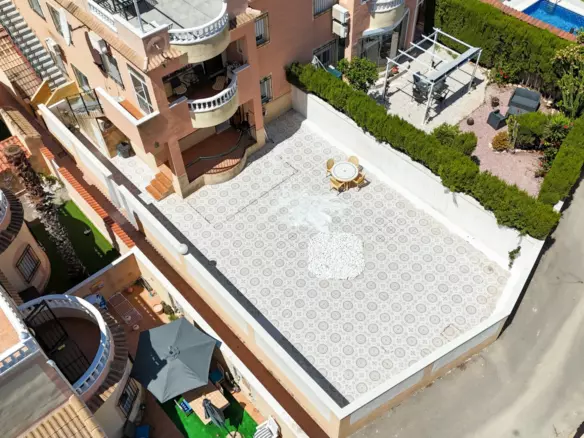 2-bedroom Property In Orihuela Costa, Spain (60 M²)