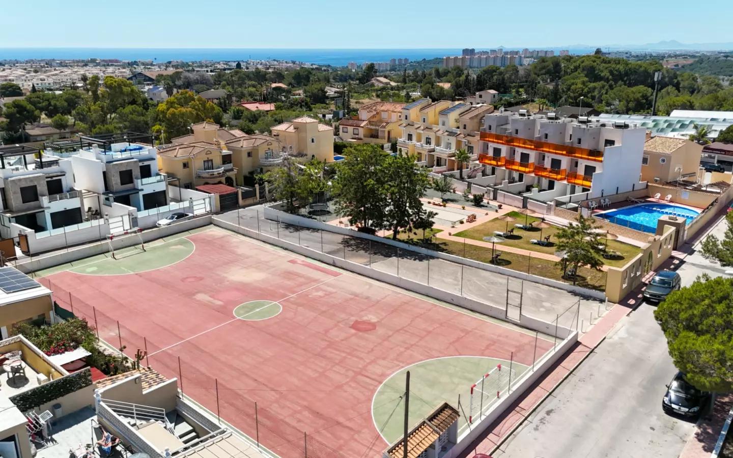2-bedroom Property In Orihuela Costa, Spain (60 M²)