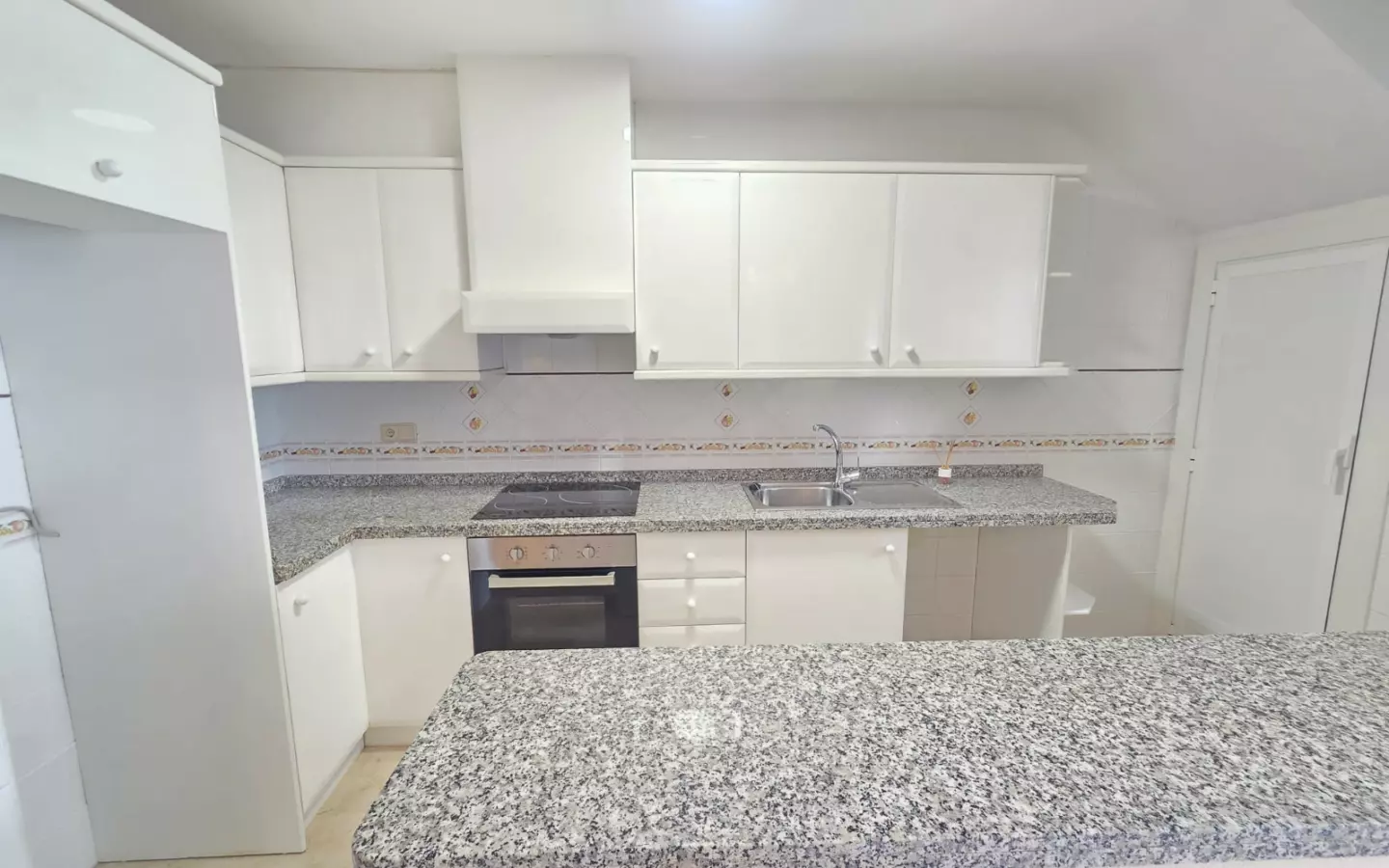 2-bedroom Bungalow In Villamartin, Spain (63 M²)