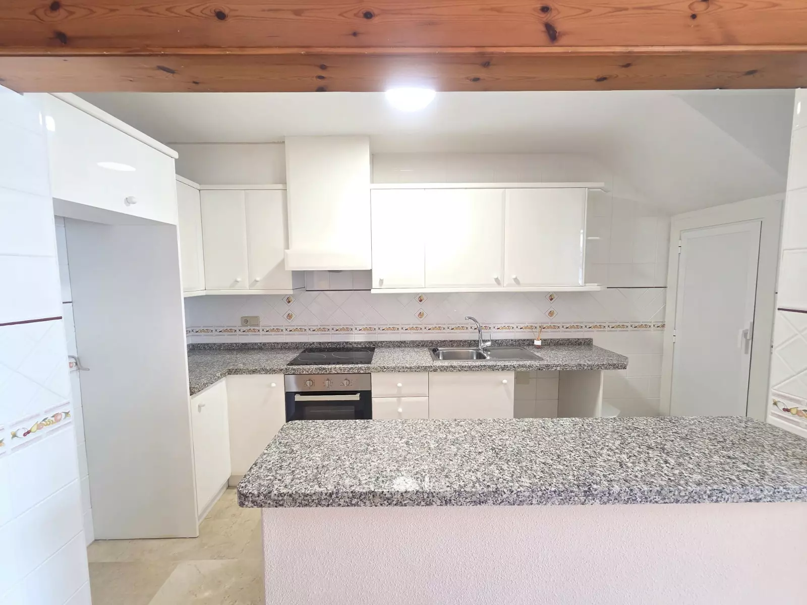 2-bedroom Bungalow In Villamartin, Spain (63 M²)