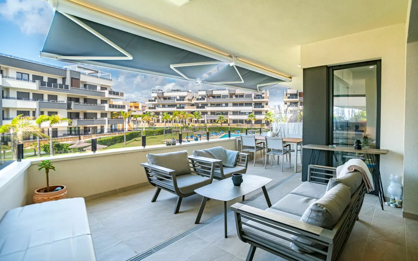 2-bedroom Apartment In Orihuela Costa, Spain (75 M²)