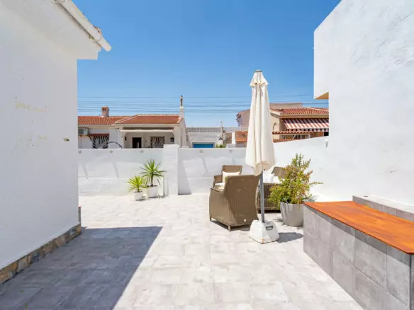 2-bedroom Apartment In Rojales, Spain (59 M²)