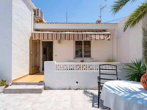 2-bedroom Apartment In Rojales, Spain (59 M²)