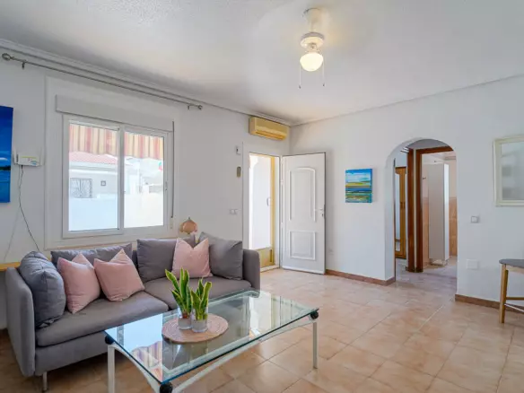 2-bedroom Apartment In Rojales, Spain (59 M²)