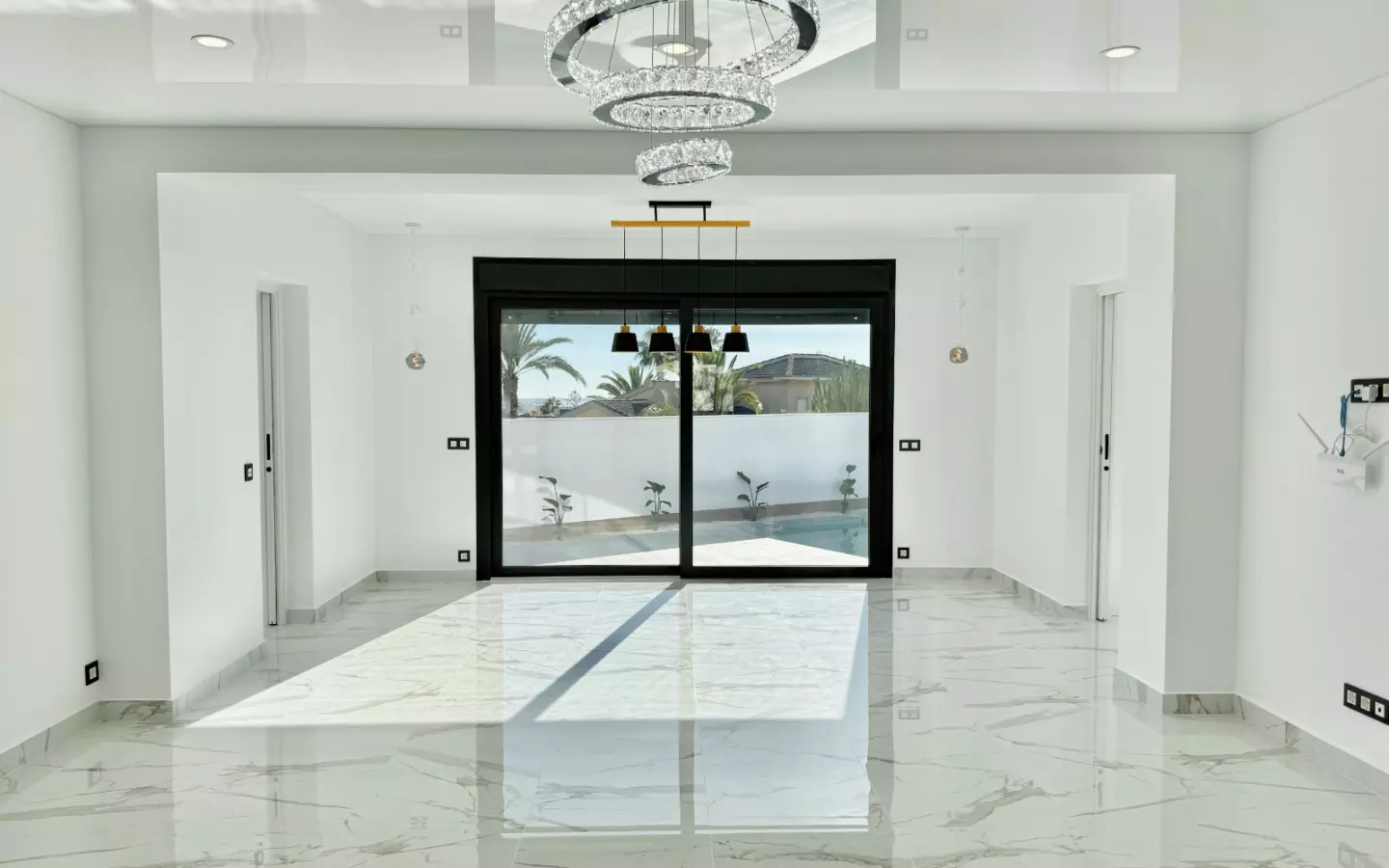 4-bedroom Villa In Rojales, Spain (205 M²)