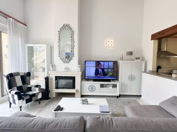 2-bedroom Town House In Algorfa, Spain (74 M²)