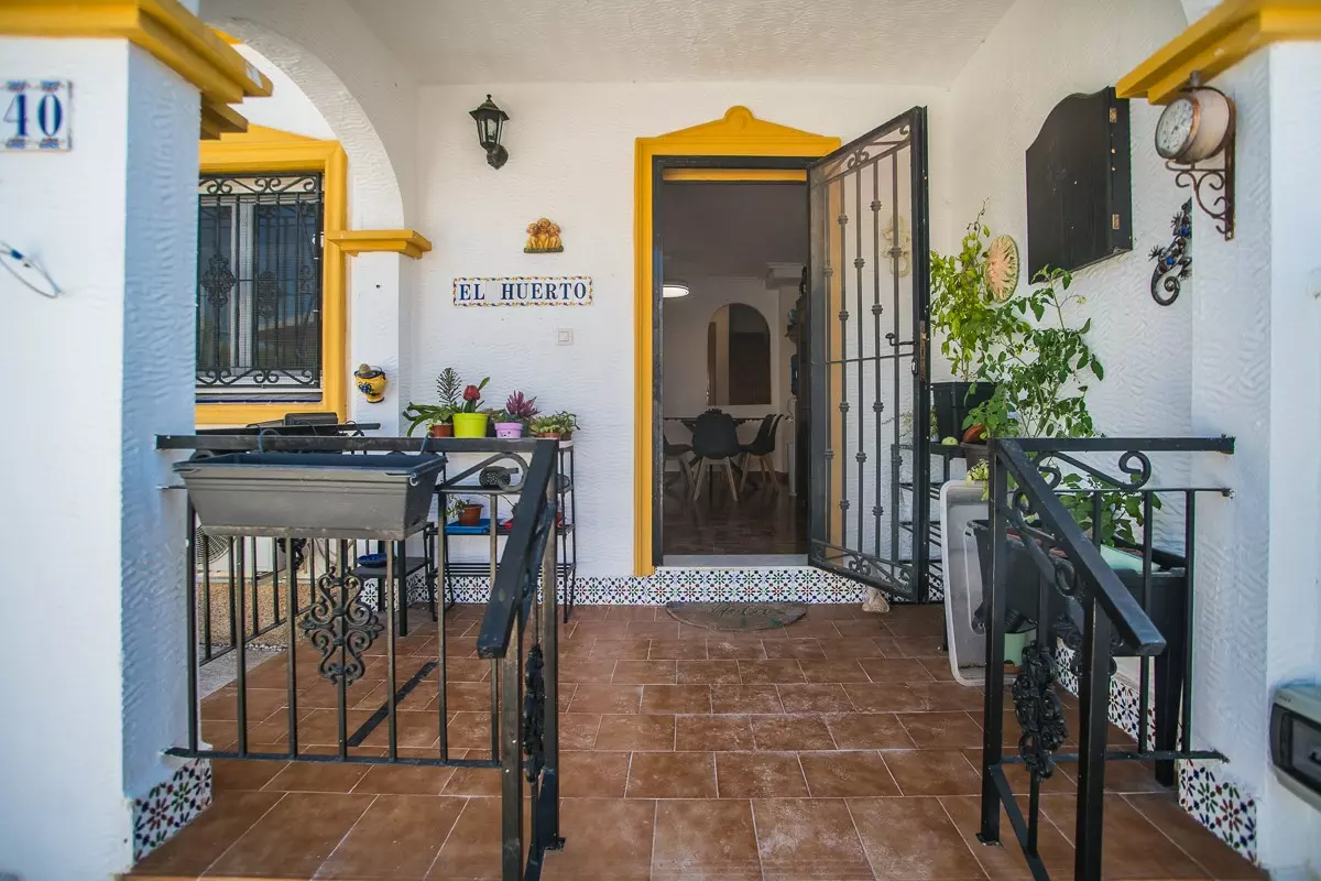 3-bedroom Villa In Orihuela, Spain (88 M²)