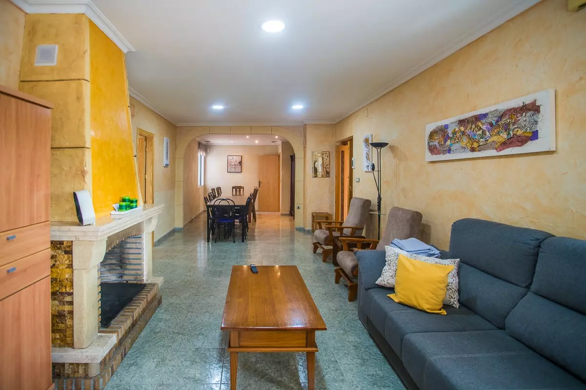 7-bedroom Villa In Orihuela, Spain (505 M²)