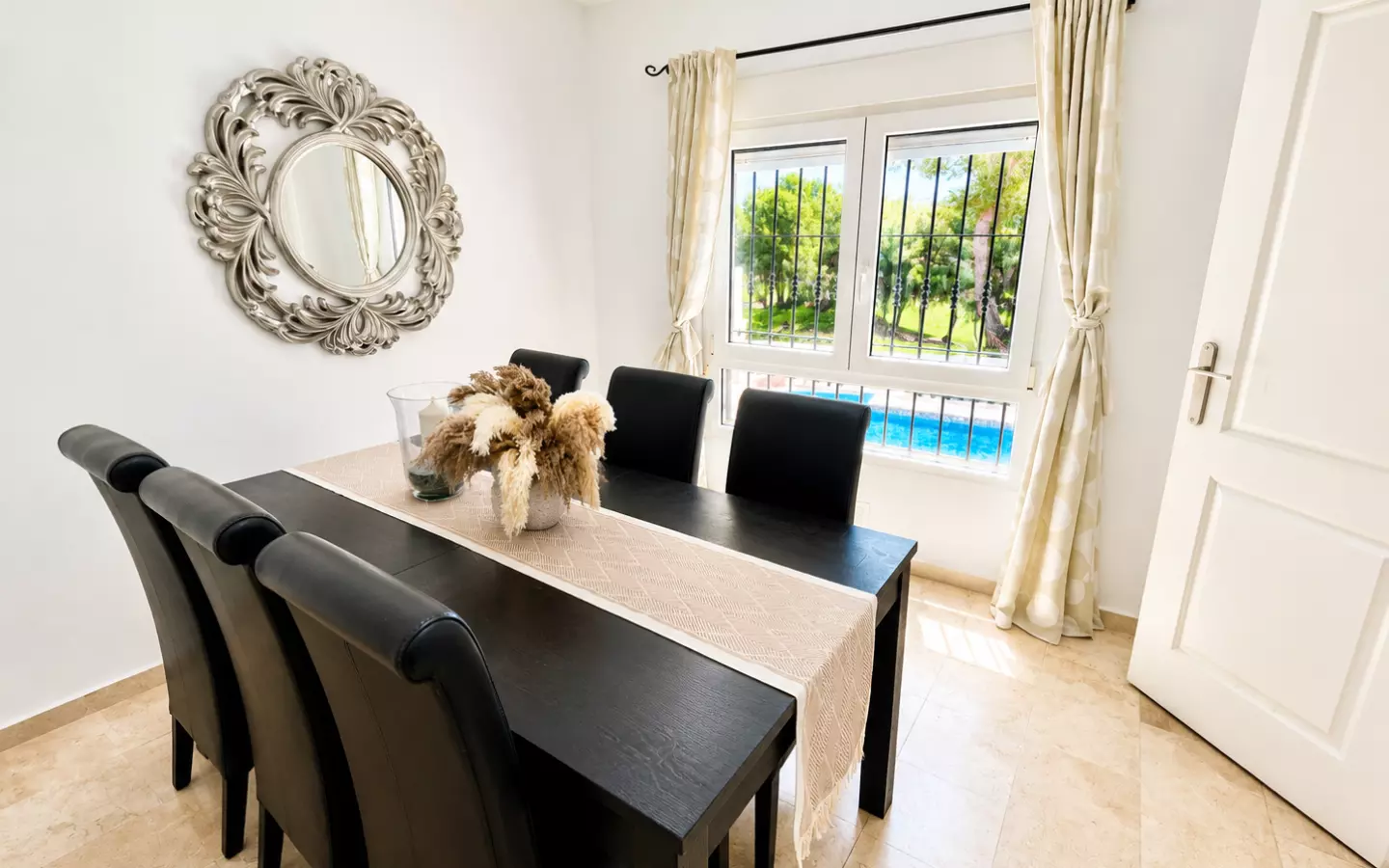 5-bedroom Villa In Orihuela Costa, Spain (550 M² Plot)