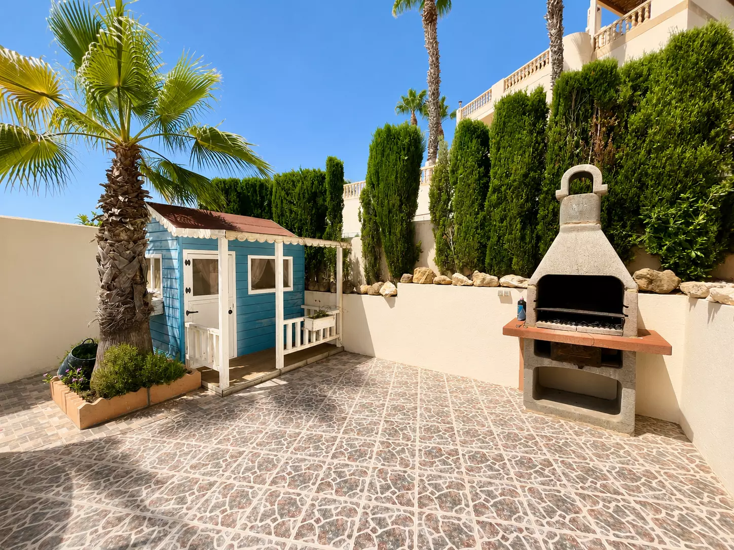 5-bedroom Villa In Orihuela Costa, Spain (550 M² Plot)