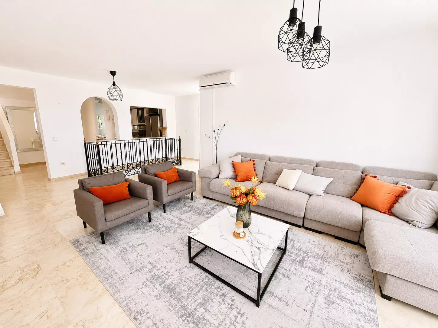 5-bedroom Villa In Orihuela Costa, Spain (550 M² Plot)