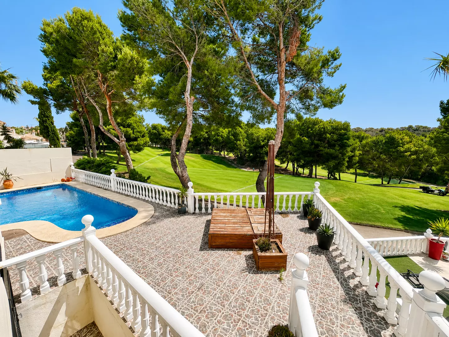 5-bedroom Villa In Orihuela Costa, Spain (550 M² Plot)