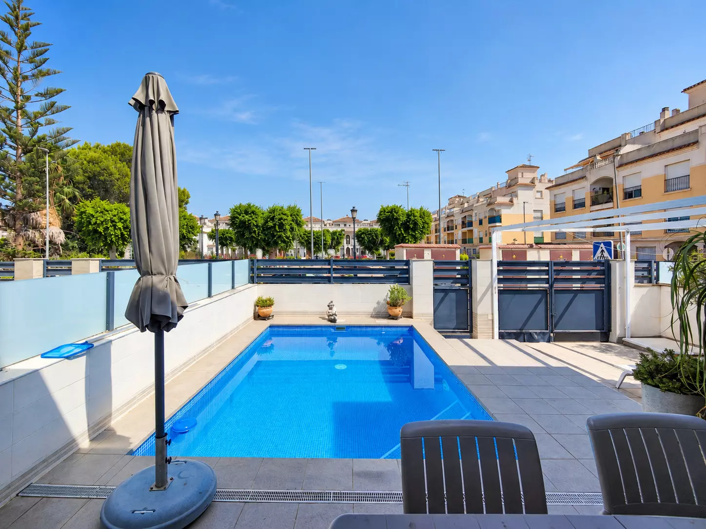 2-bedroom Townhouse In Formentera Del Segura, Spain (84 M²)