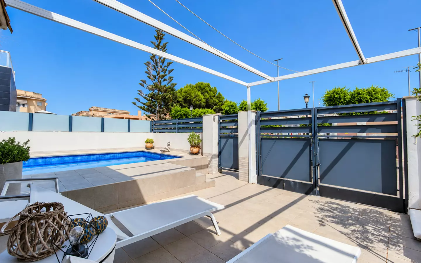 2-bedroom Townhouse In Formentera Del Segura, Spain (84 M²)
