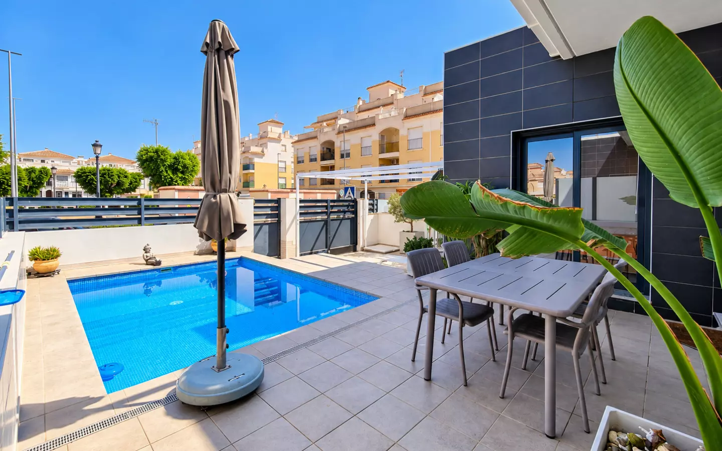 2-bedroom Townhouse In Formentera Del Segura, Spain (84 M²)