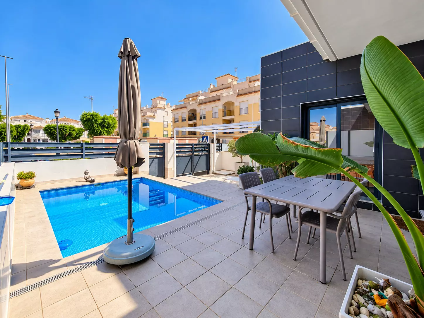 2-bedroom Townhouse In Formentera Del Segura, Spain (84 M²)