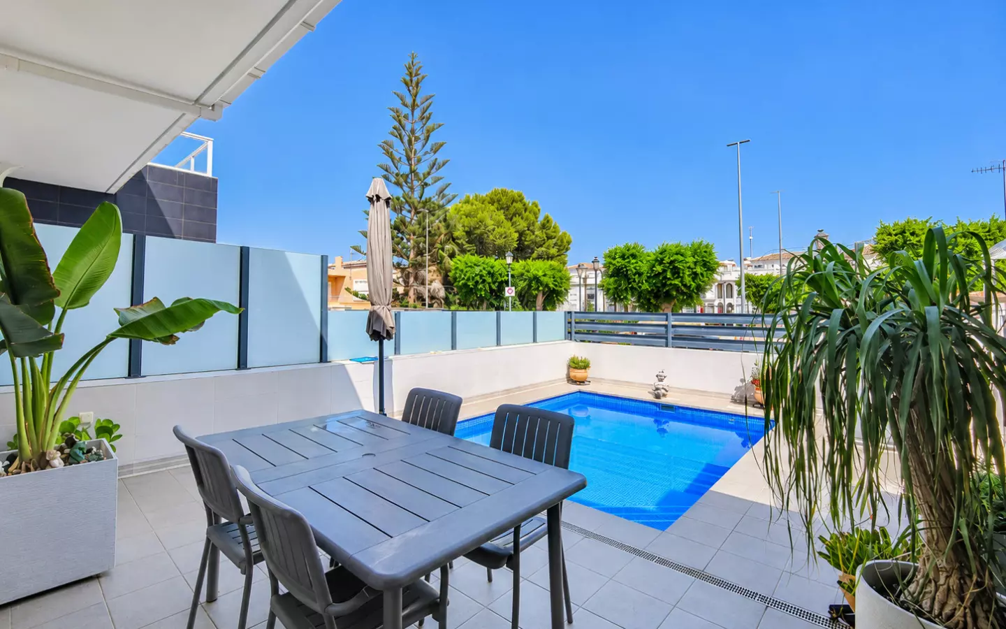 2-bedroom Townhouse In Formentera Del Segura, Spain (84 M²)