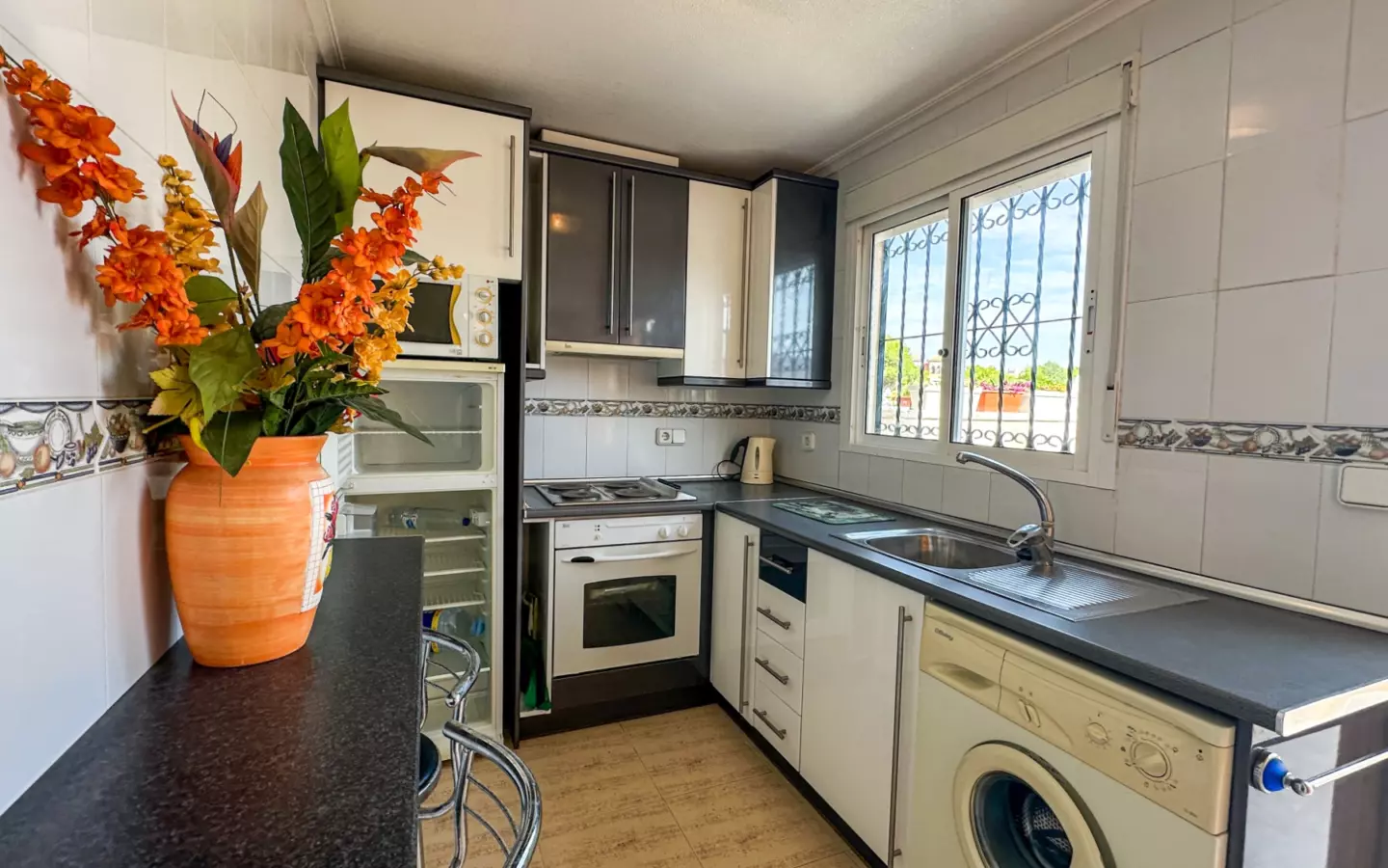 2-bedroom Town House In Orihuela Costa, Spain (77 M²)