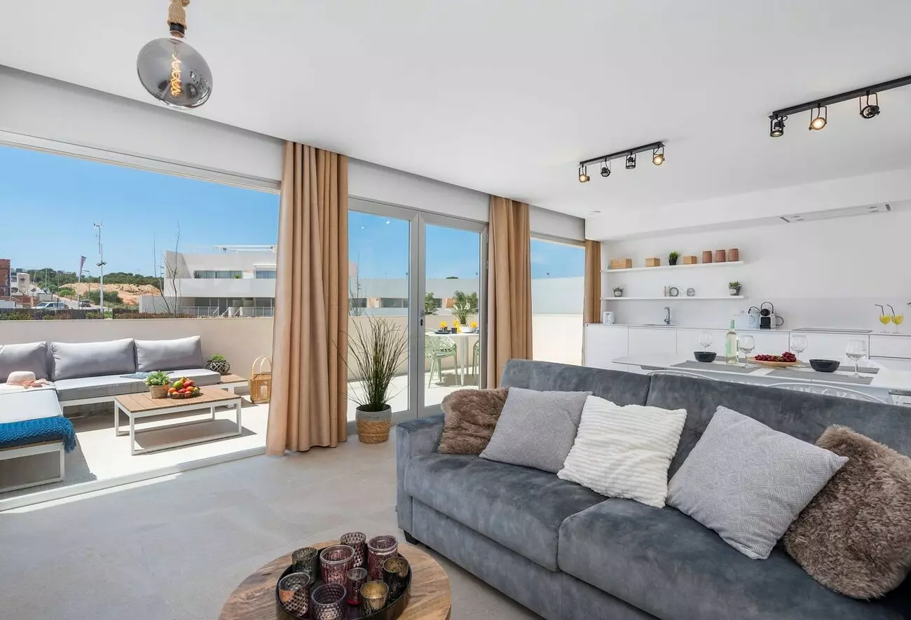 3-bedroom Property In Torrevieja, Spain (104 M²)