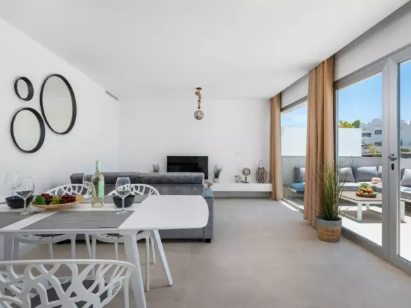 3-bedroom Property In Torrevieja, Spain (104 M²)