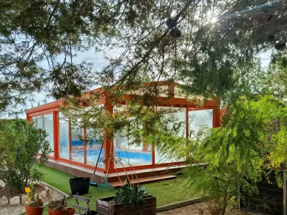 3-bedroom Country House In Pinoso, Spain (184 M²)