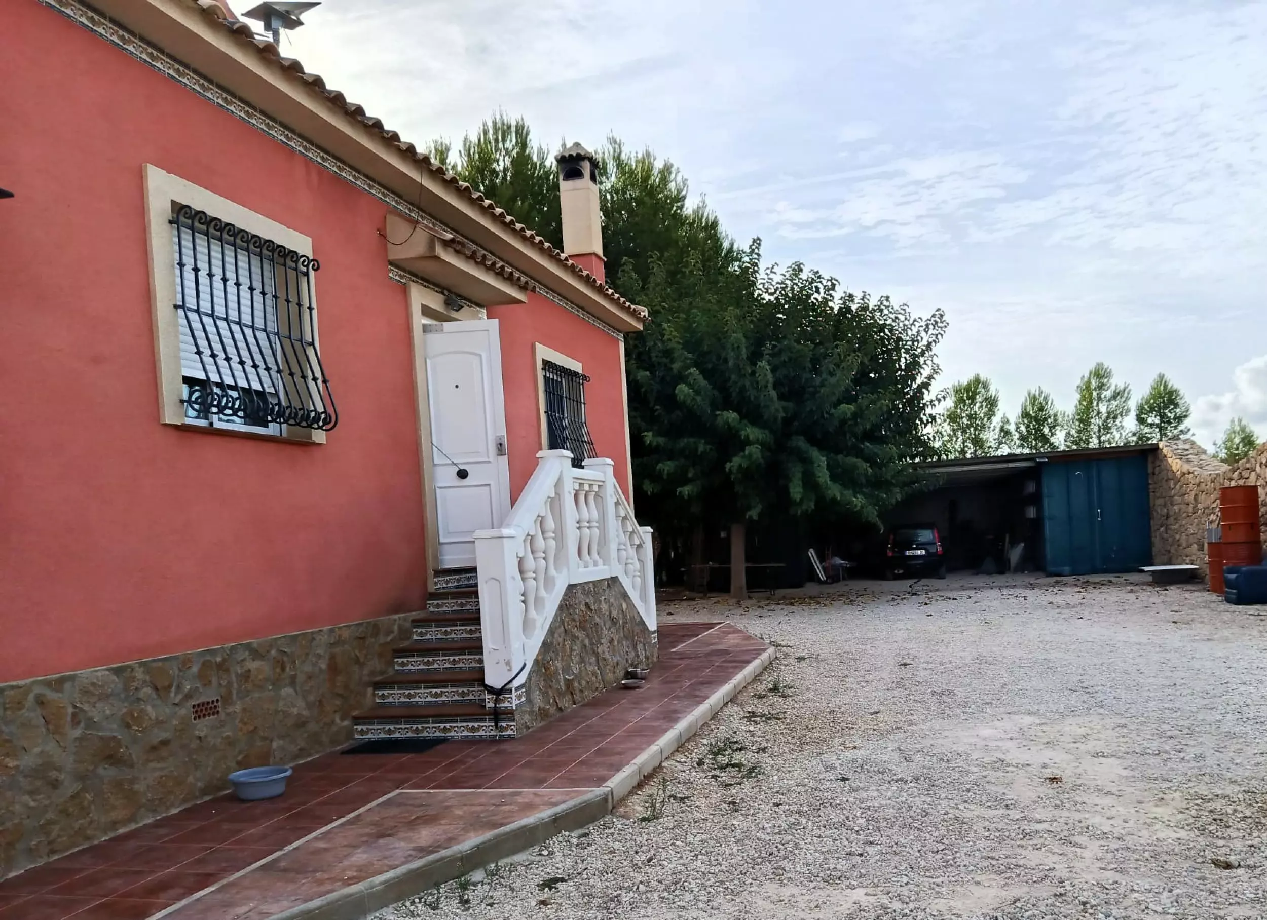 3-bedroom Country House In Pinoso, Spain (184 M²)