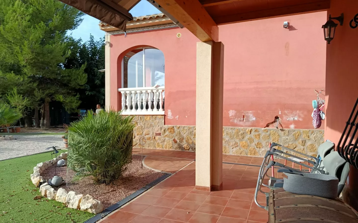 3-bedroom Country House In Pinoso, Spain (184 M²)