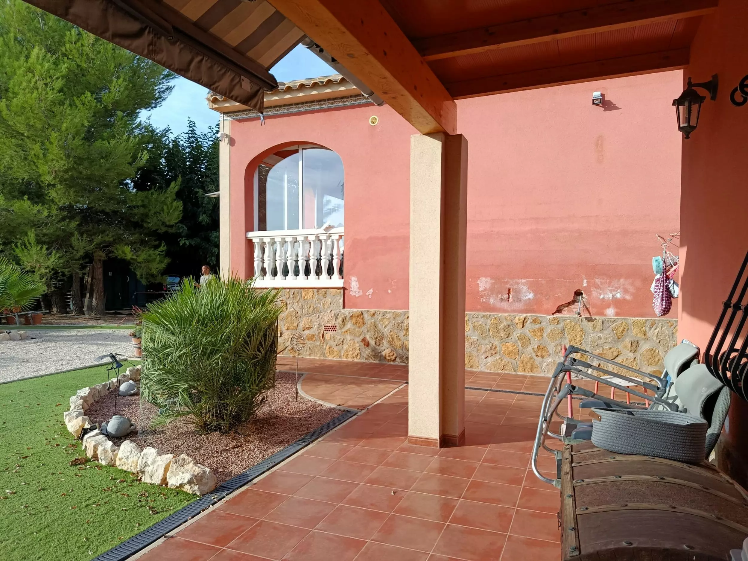 3-bedroom Country House In Pinoso, Spain (184 M²)