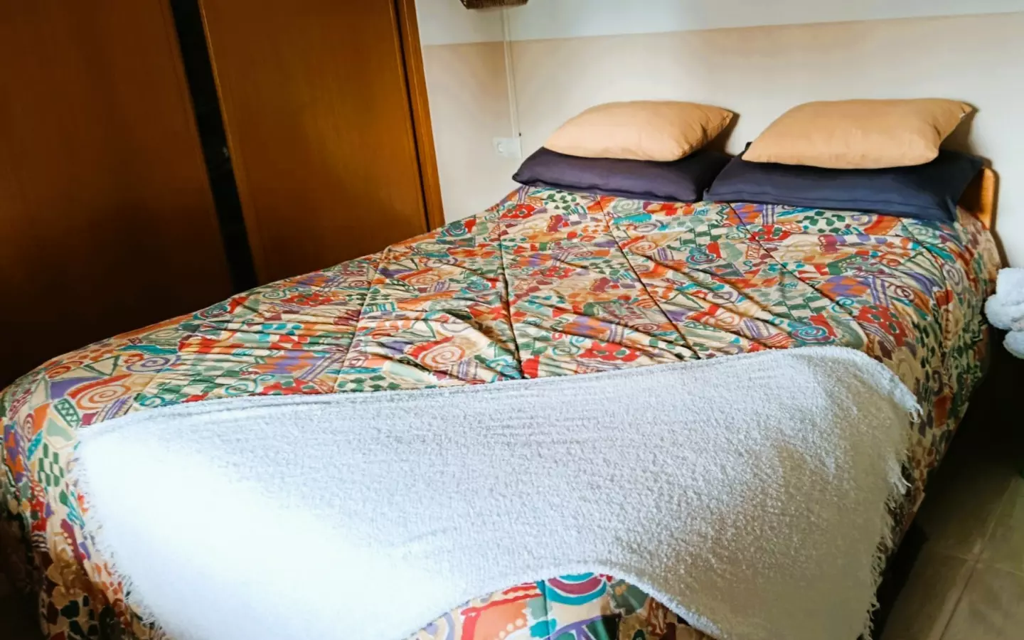 3-bedroom Country House In Pinoso, Spain (184 M²)