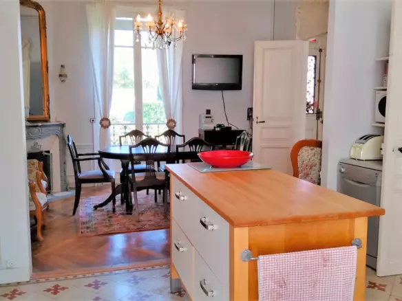 5-bedroom Maison De Maitre In Aigre, France (170 M²)