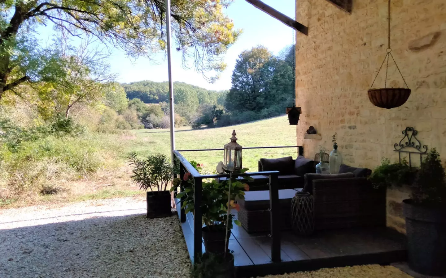 3-bedroom Country House In Nanteuil-en-vallee, France (173 M²)