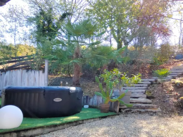 3-bedroom Country House In Nanteuil-en-vallee, France (173 M²)