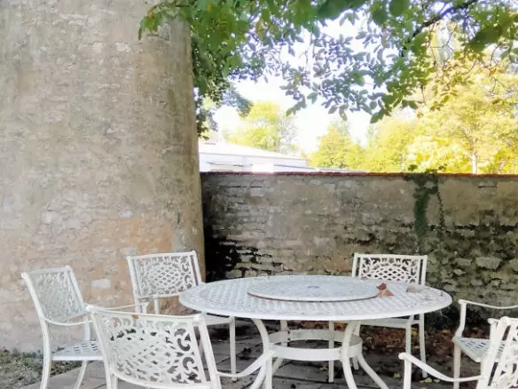 5-bedroom Maison De Maitre In Aigre, France (170 M²)