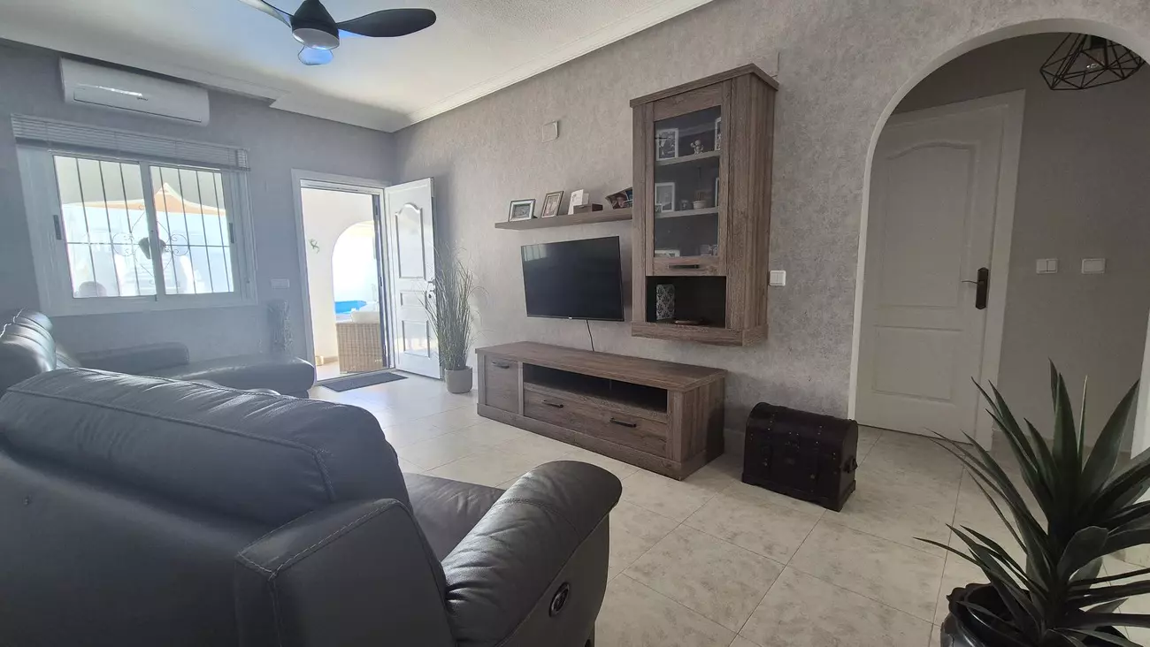 2-bedroom Semi In San Miguel De Salinas, Spain (72 M²)