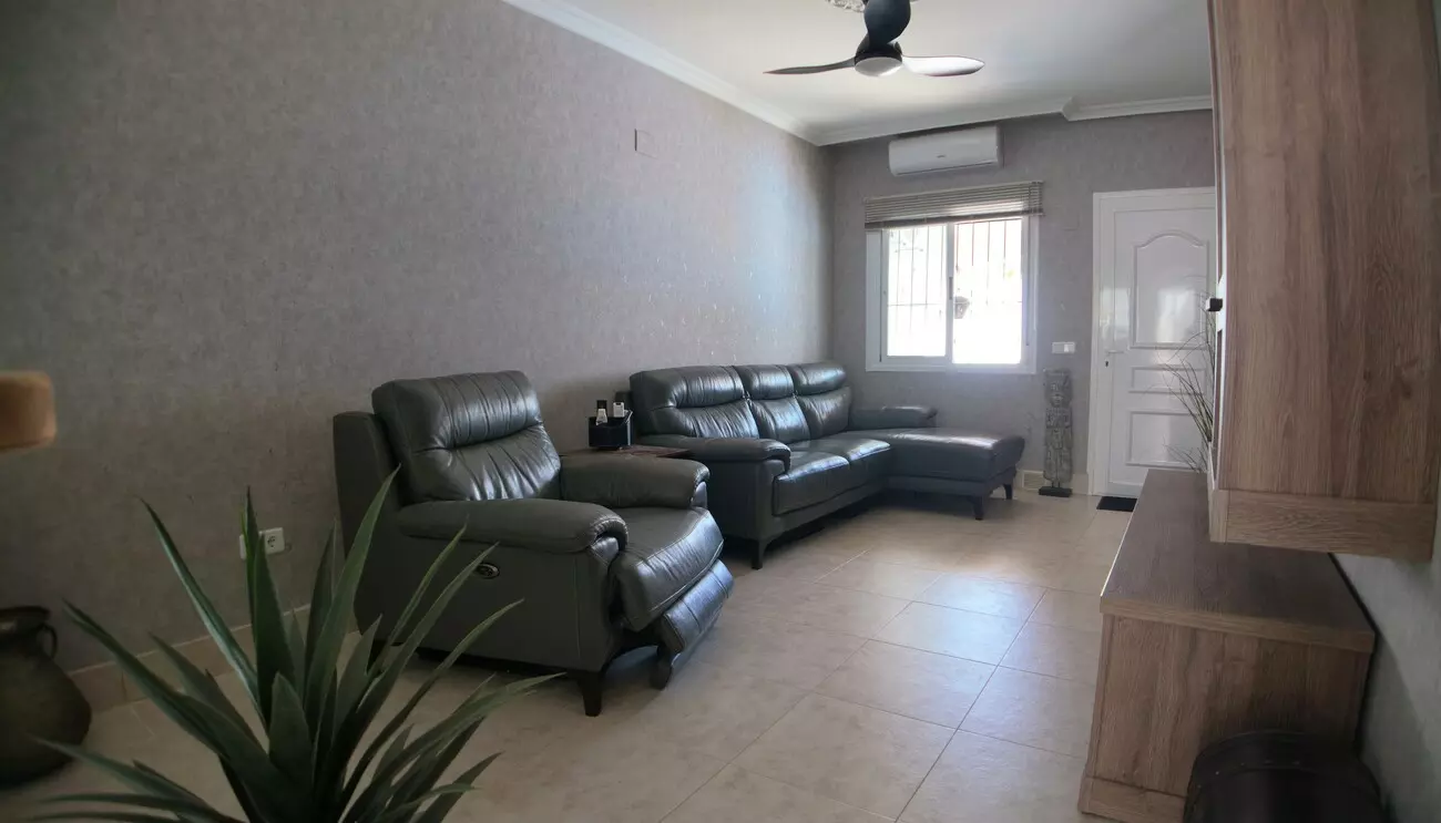 2-bedroom Semi In Villamartin, Spain (72 M²)
