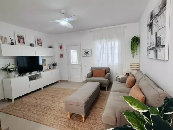 2-bedroom Town House In Villamartin, Spain (96 M²)