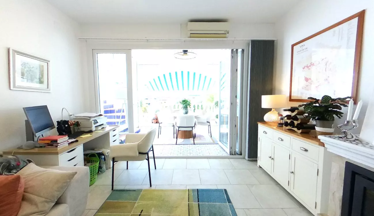 2-bedroom Town House In Villamartin, Spain (79 M²)
