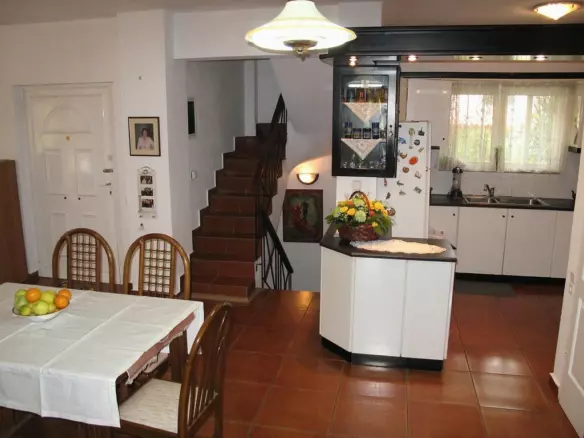 5-bedroom Detached House In Diakopto, Greece (225 M²)