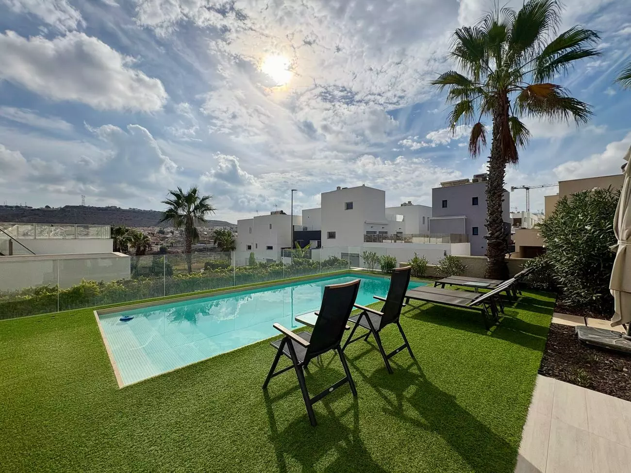 3-bedroom Villa In Benijofar, Spain (148 M²)