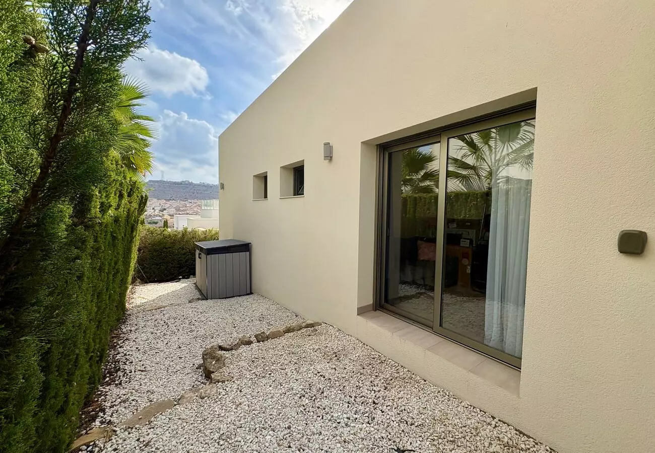 3-bedroom Villa In Benijofar, Spain (148 M²)