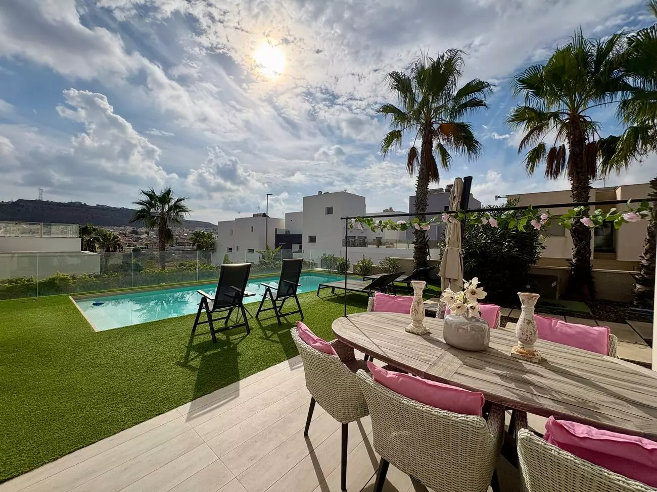3-bedroom Villa In Benijofar, Spain (148 M²)