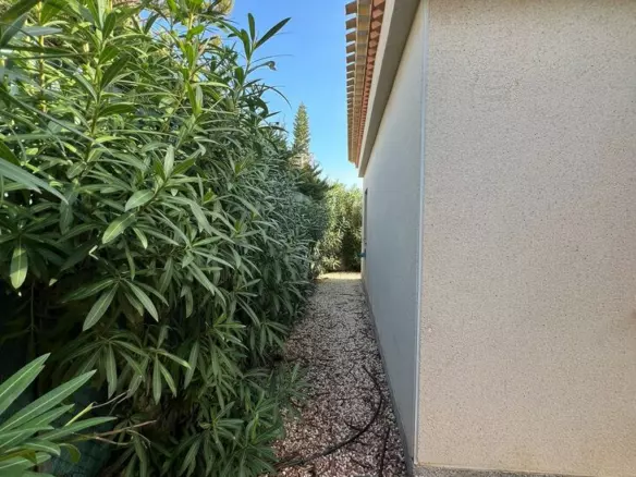 3-bedroom Villa In Orihuela Costa, Spain (130 M²)